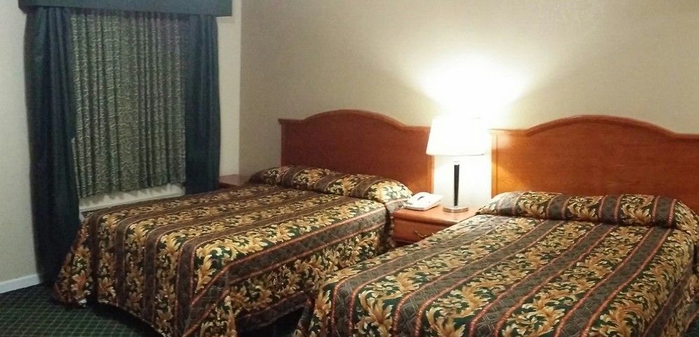 Country Inn Motel Oakdale ภายนอก รูปภาพ